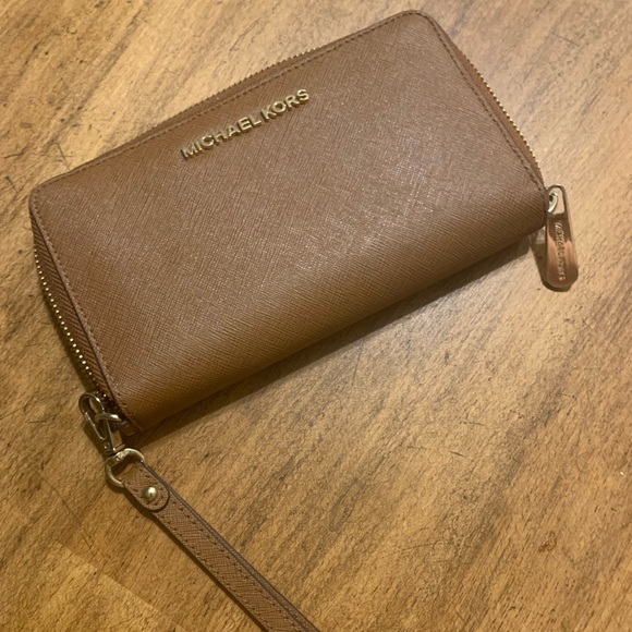 Michael Kors Handbags - Brown Michael Kors Wristlet